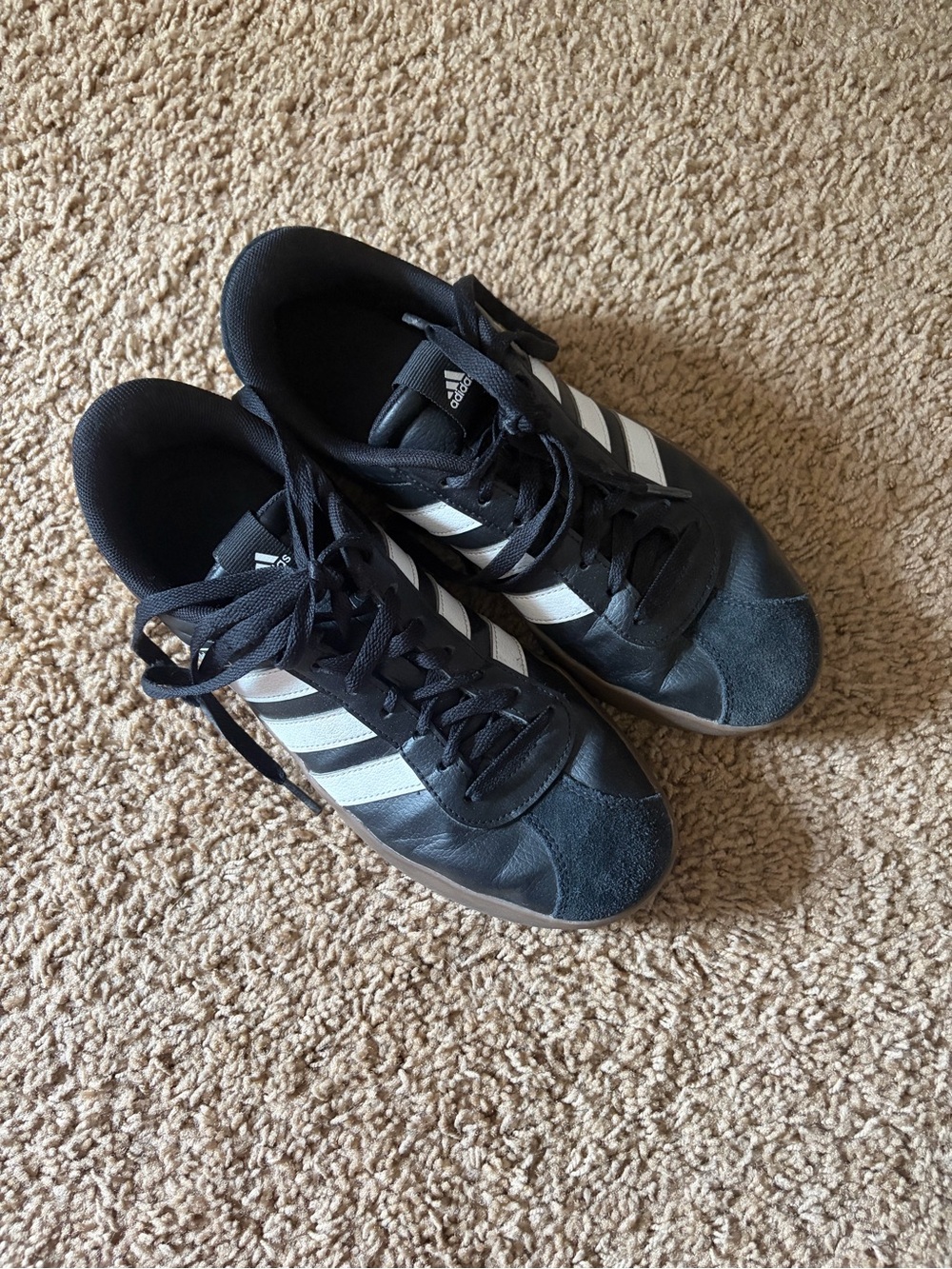 adidas Black and White Men's Low-Top Sneakers